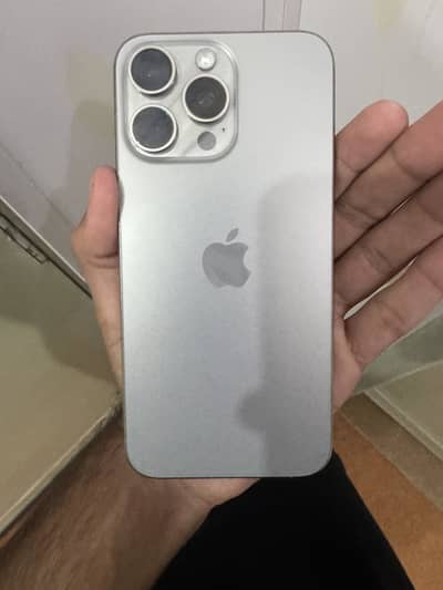Apple iPhone 15 Pro Max