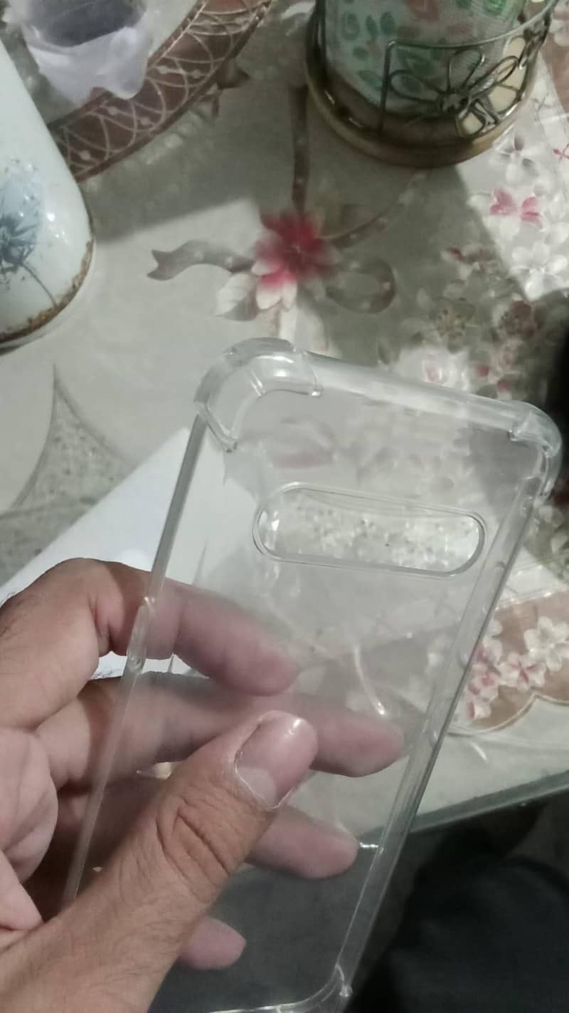LG V60 7