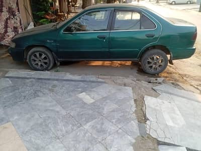 Nissan Sunny 2000