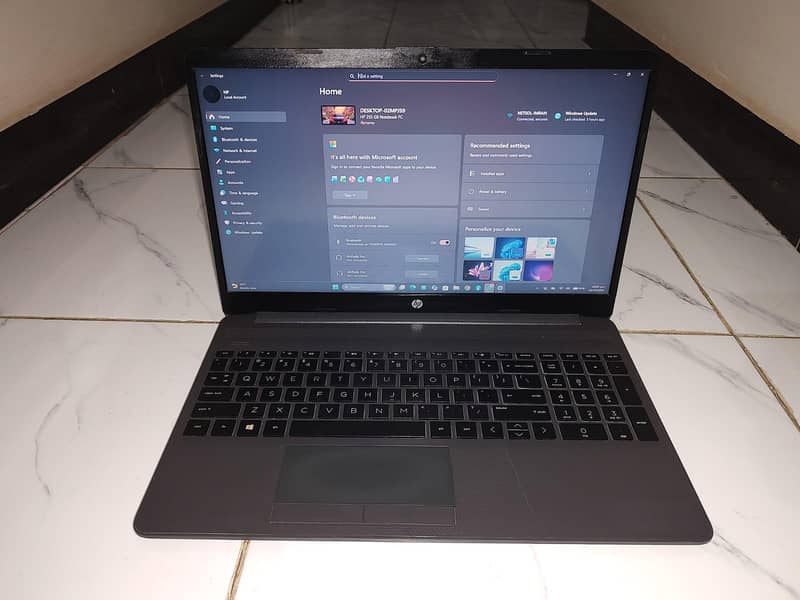 LAPTOP RYZEN 5 1