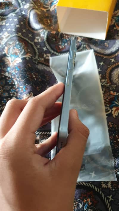 Realme Note 60