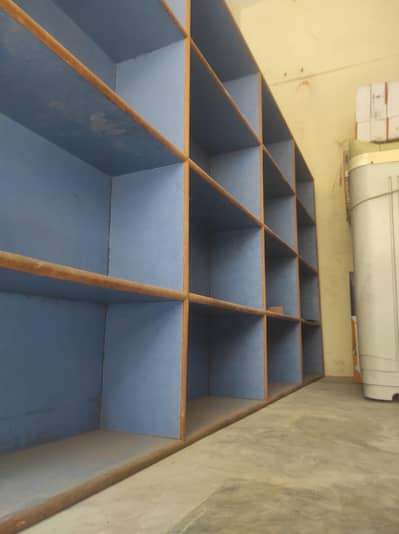 03 rack 01 counter for shop wooden good condition
