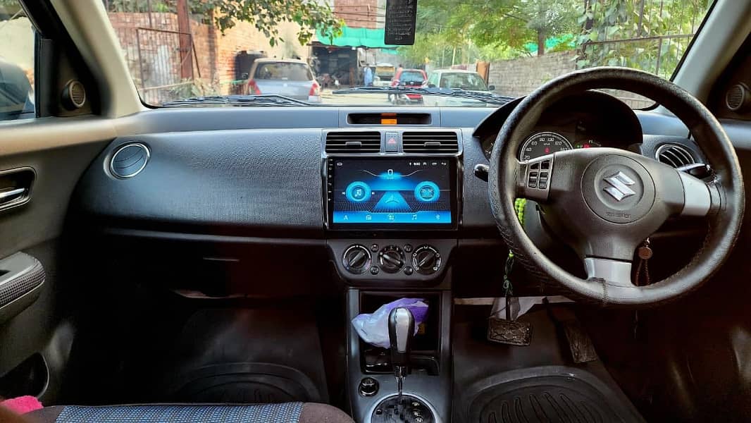 Suzuki Swift 2012 5