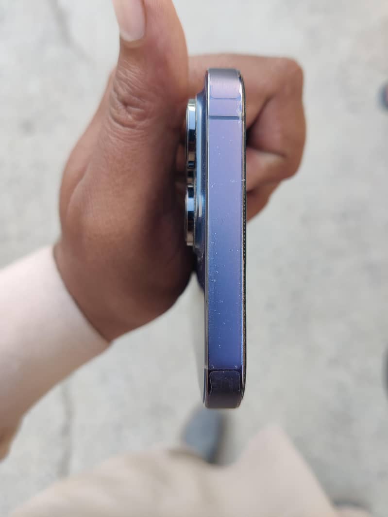 Apple iPhone 14 Pro Max 3