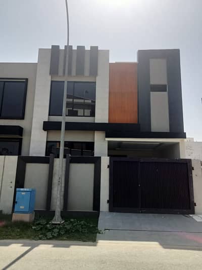 House for sale in Rahim Yar khan