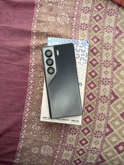 Tecno CAMON 40 Pro