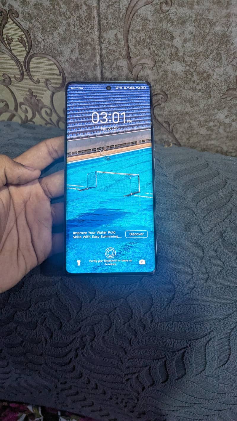 Tecno Spark 20 Pro Plus 2