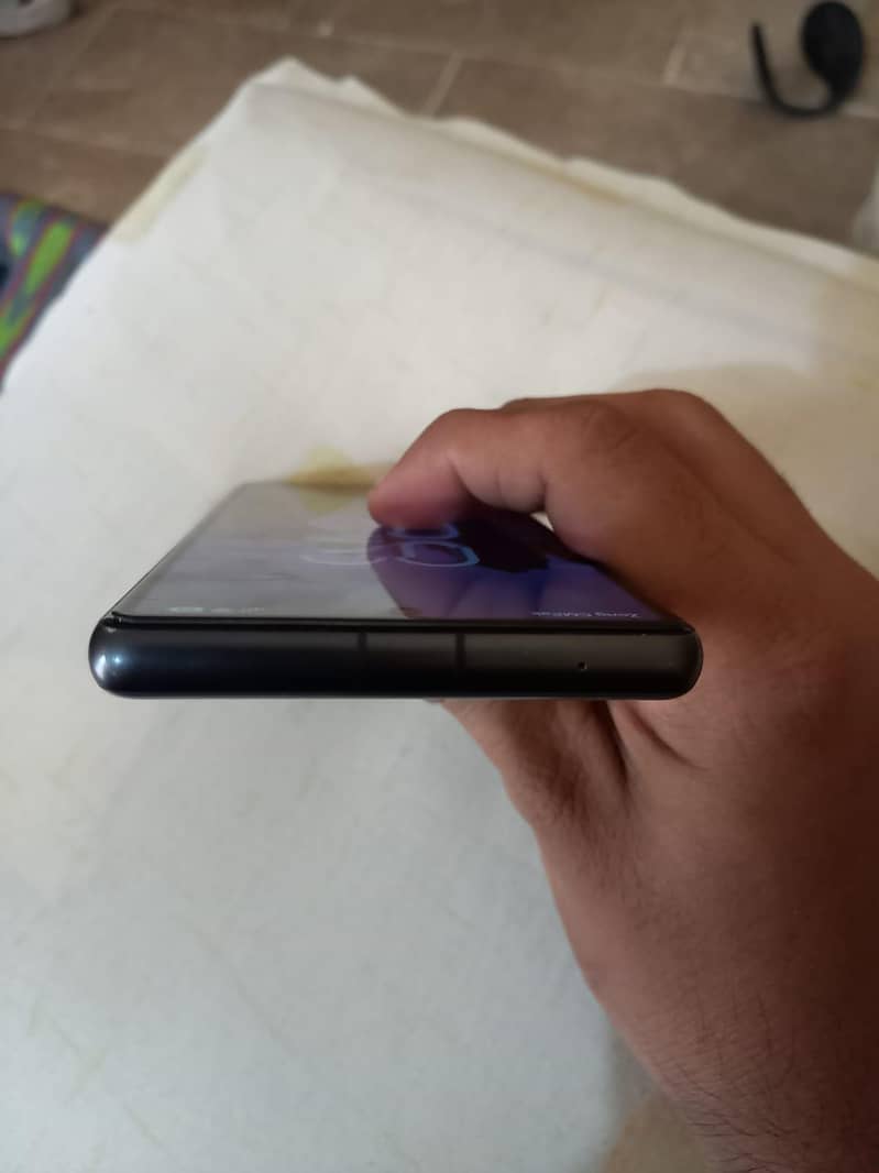 Google Pixel 7a 5