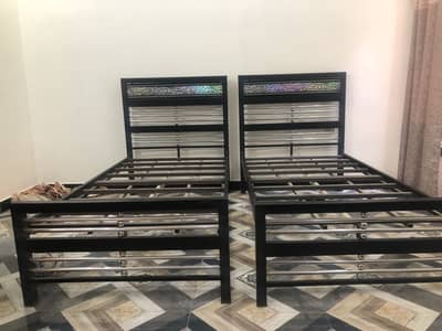 Single 2 beds