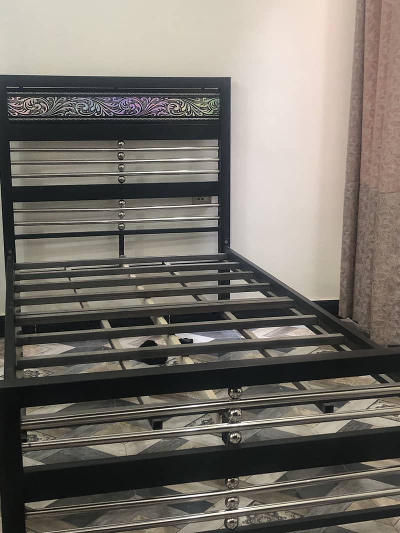 Single 2 beds 3