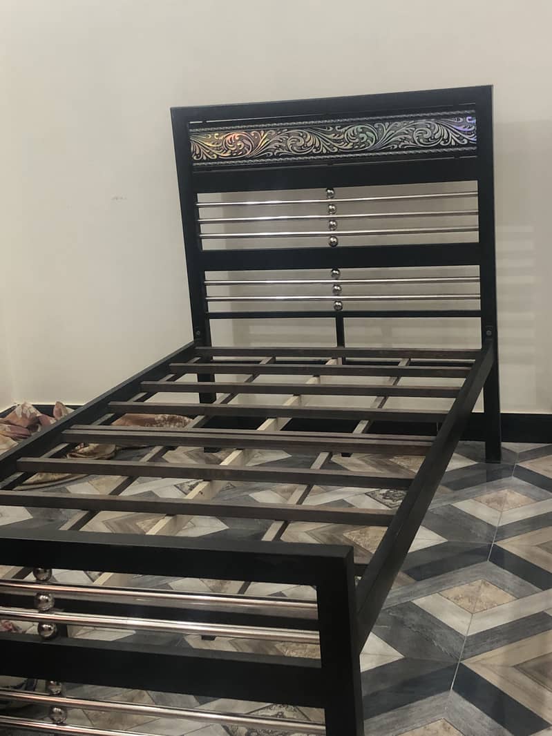 Single 2 beds 4