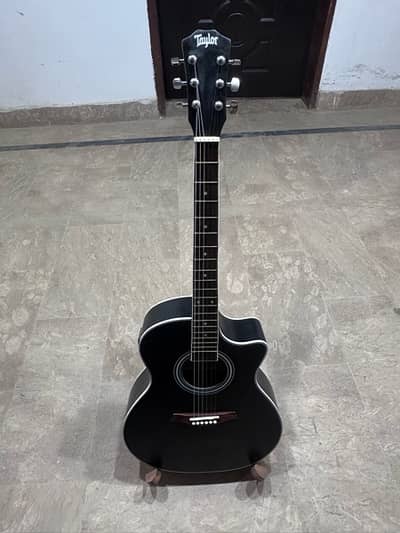 Taylor Semiacoustic Guitar with Accessories
