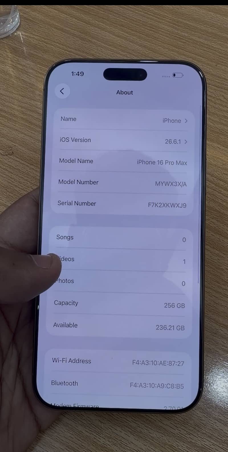 Apple iPhone 16 Pro Max 1