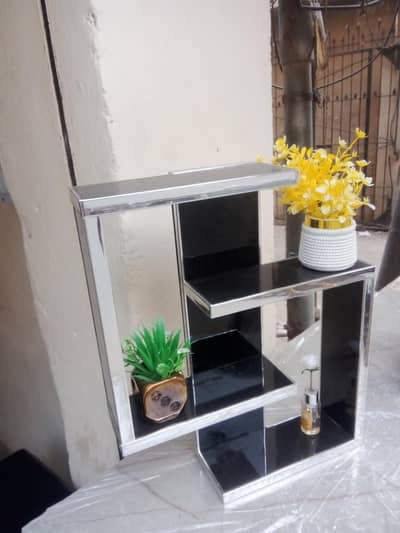 Arshad Carpenter Ichraaa shop