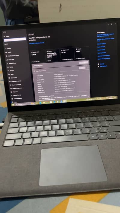 Microsoft surface 3 . . 10/10 condition