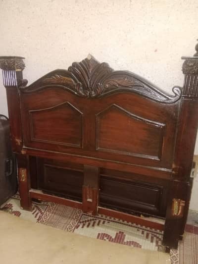 Pure Sheesham wood Queen size bed including 5inch metress