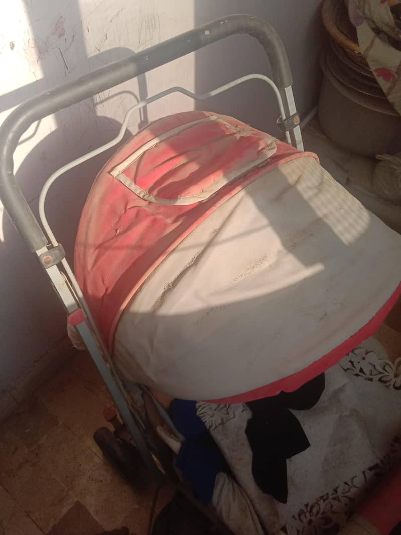 baby cot 1