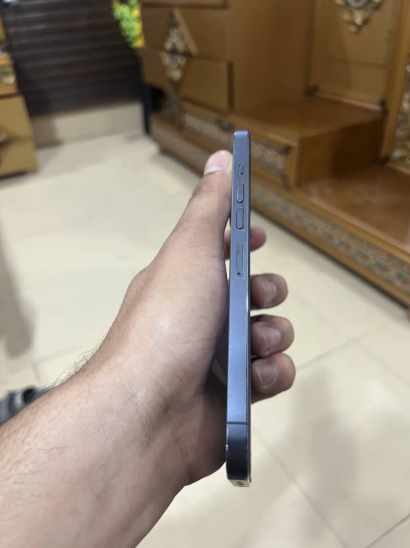 Apple iPhone 13 Pro Max 1