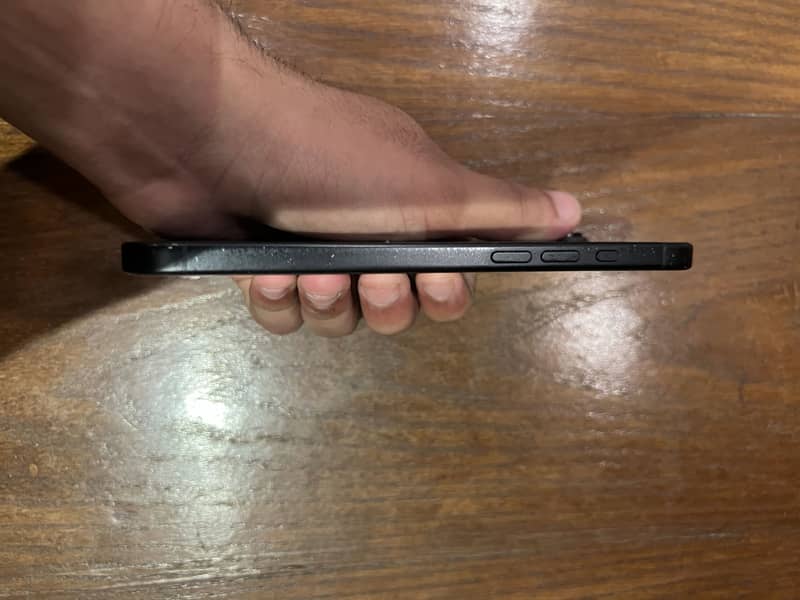 iPhone 16 Plus (jv) 2