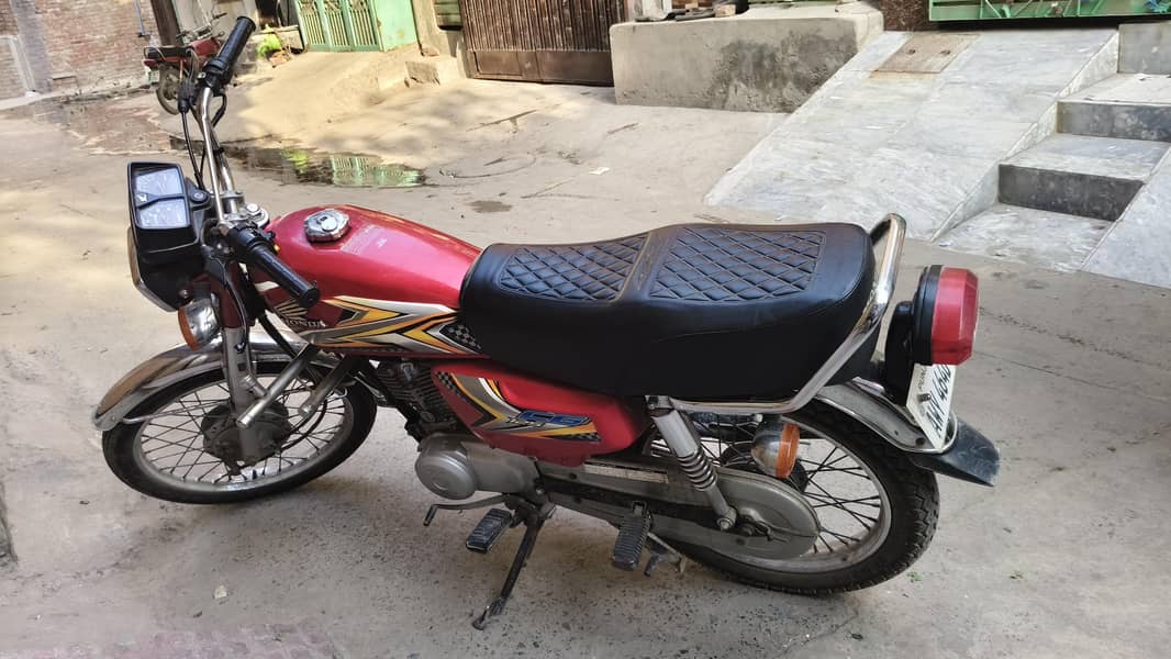 125 2025 Model 0