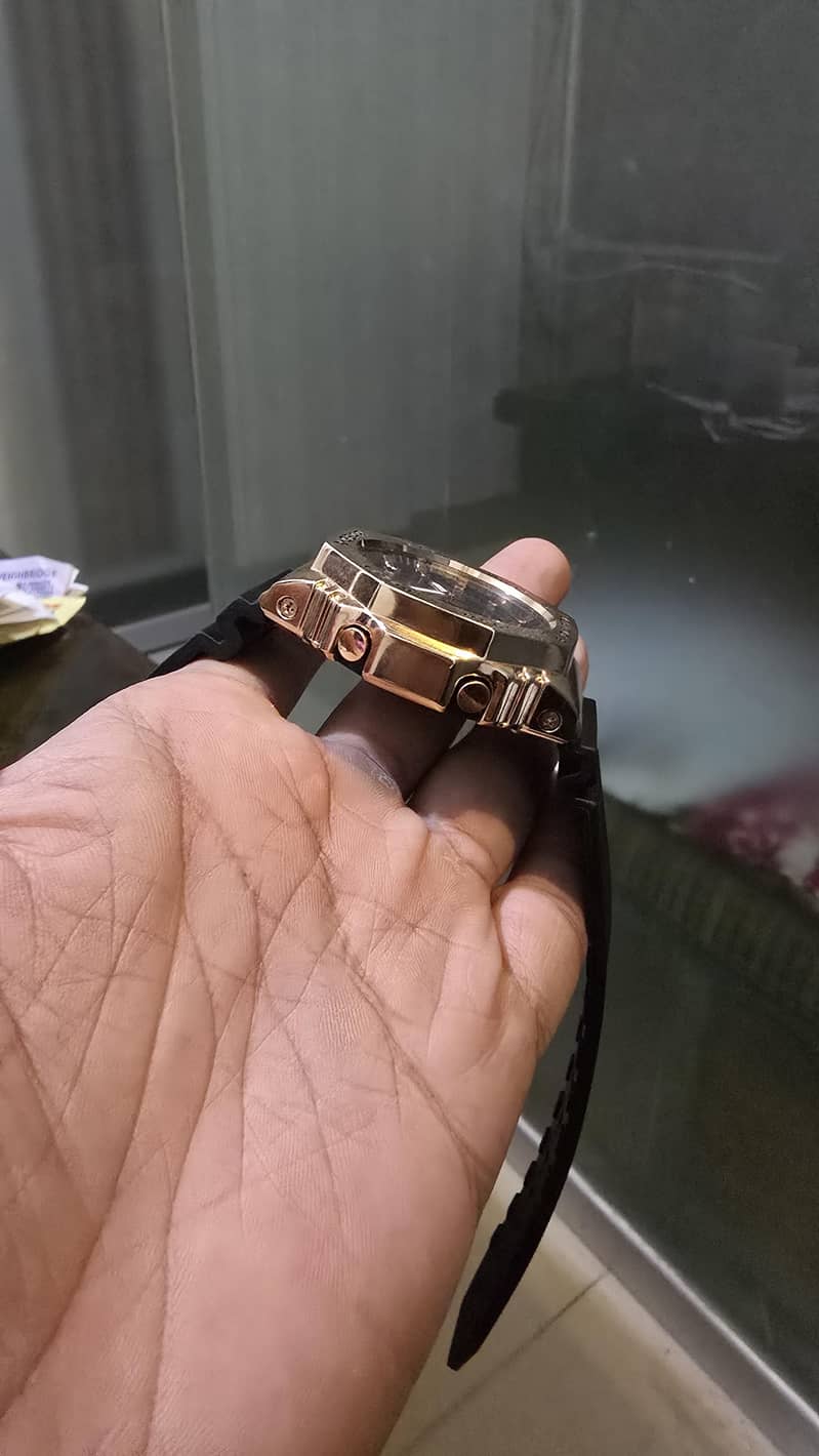 x gear watch 1