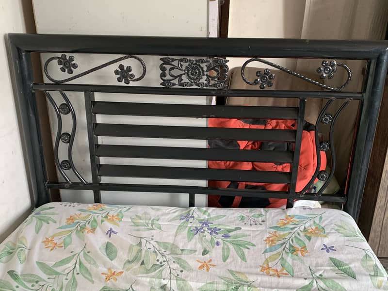 Single Iron Bed 1