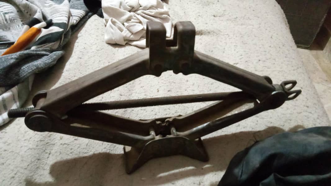 coster jack available 0