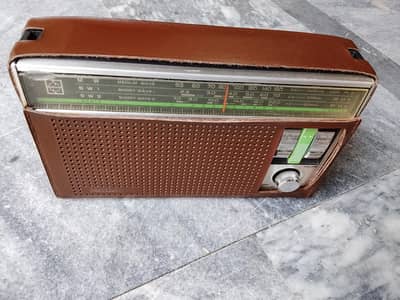 national radio r 305  made in Japan