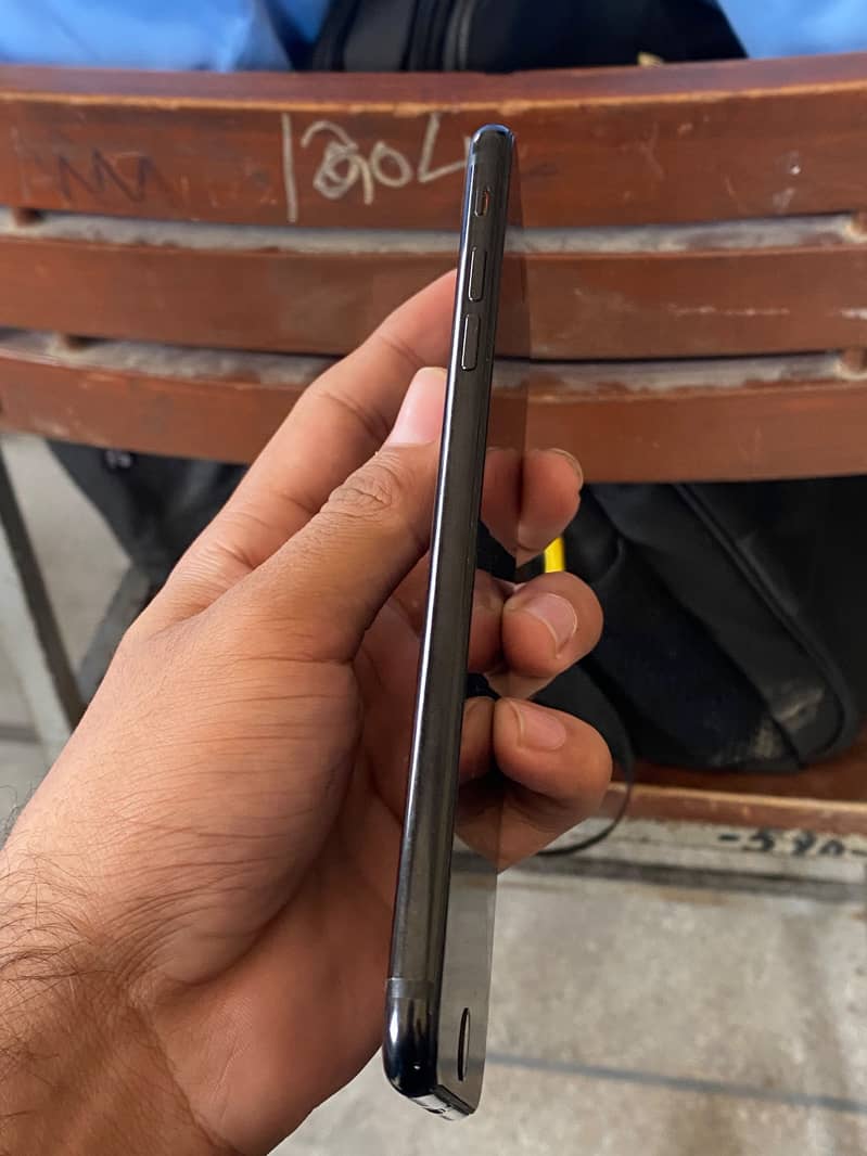 iPhone 7 Plus 10/10 condition 3