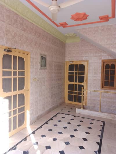 North karach 11B, 240sq, Doube Story T-Shap makan For Sale.