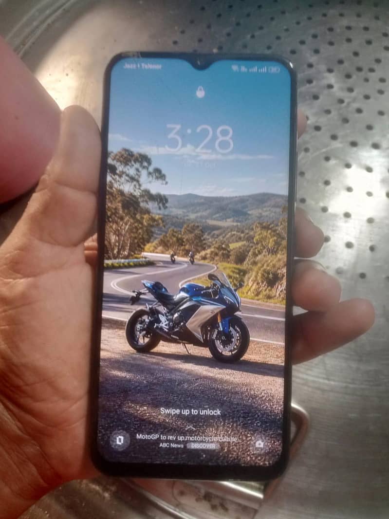 Realme C25 9