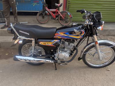 Honda CG 125 Black Edition