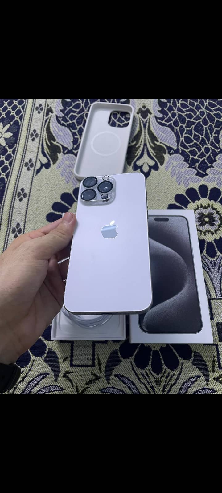 Apple iPhone 15 Pro Max 0