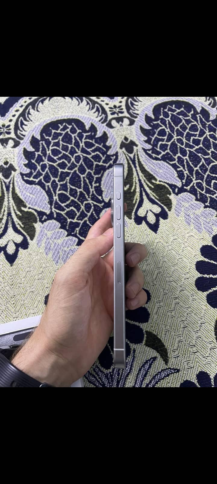 Apple iPhone 15 Pro Max 2