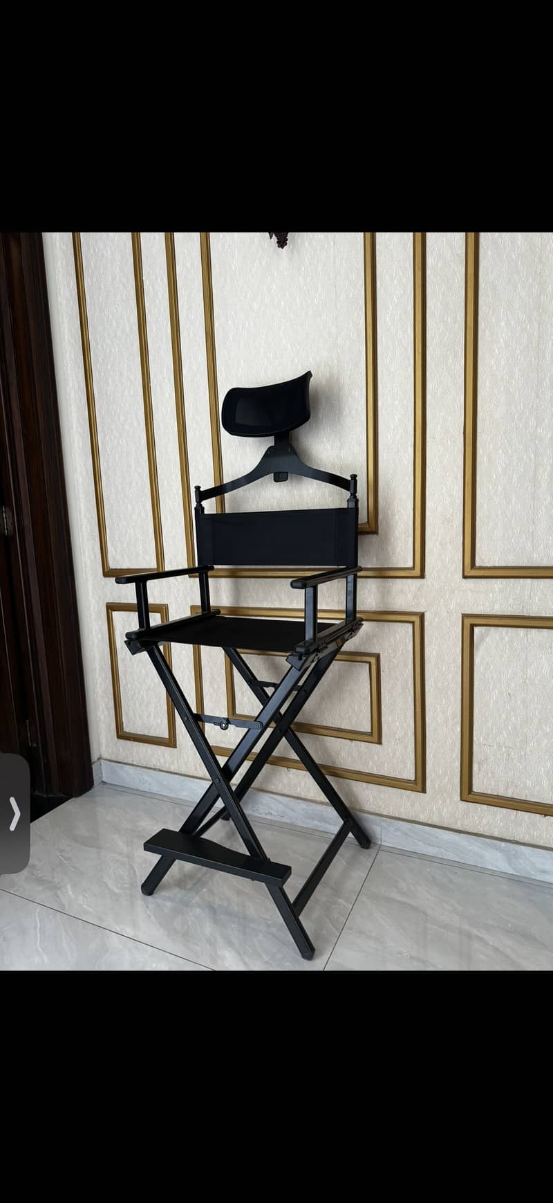 Makeup chair 0