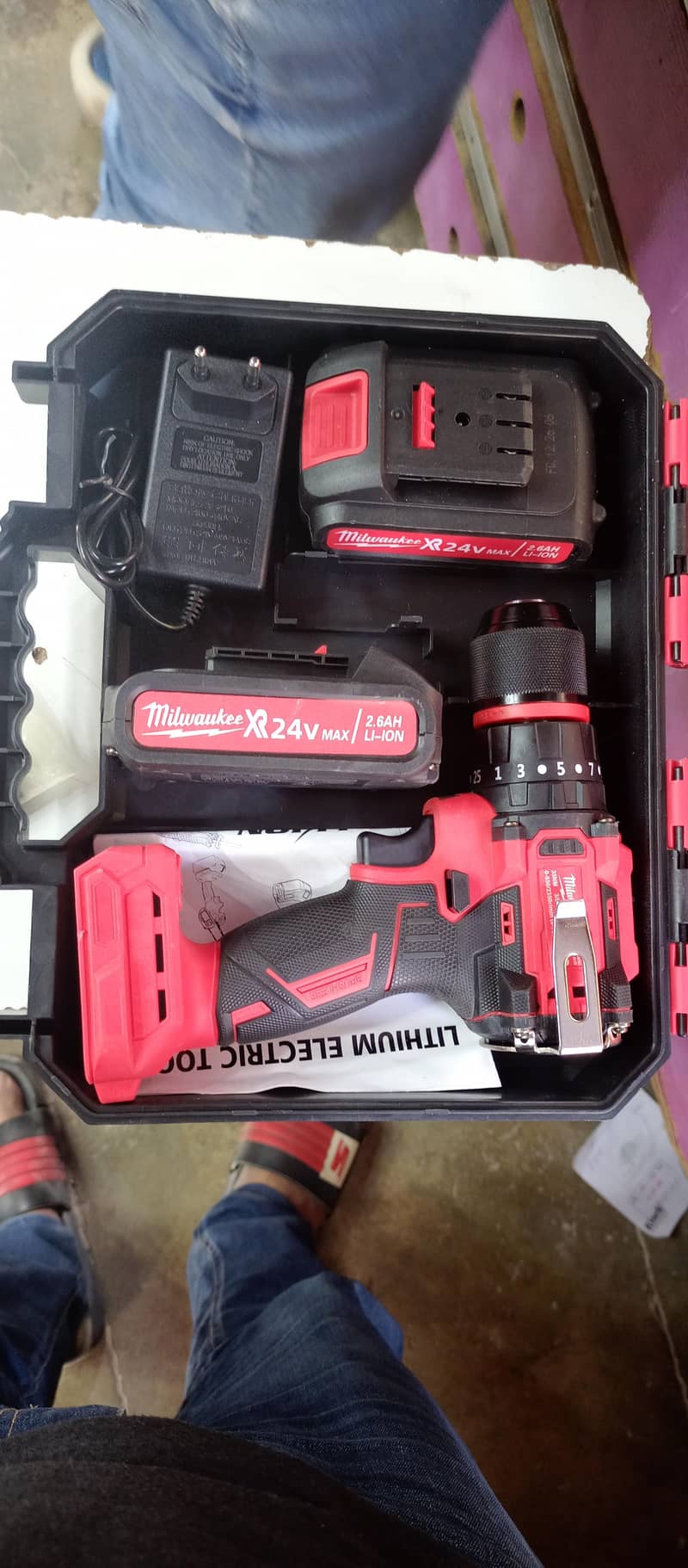 Milwaukee Cordless Drill Machine 3