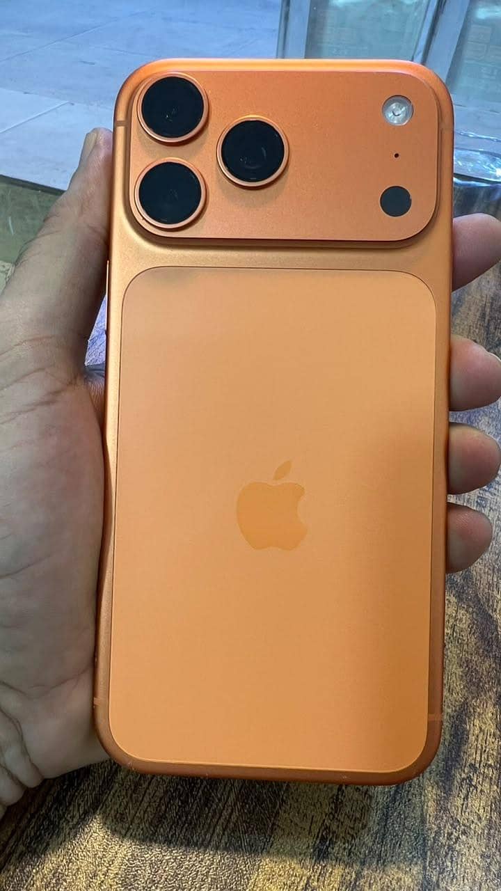 Apple iPhone 17 Pro Max 7
