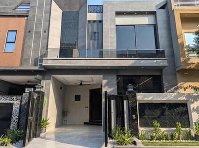 5 marla house for sale in Etihad Town Phase1