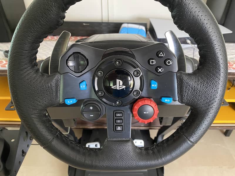 Logitech G29 + shifter + stand 1