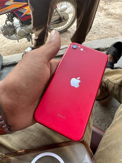 Apple iPhone SE