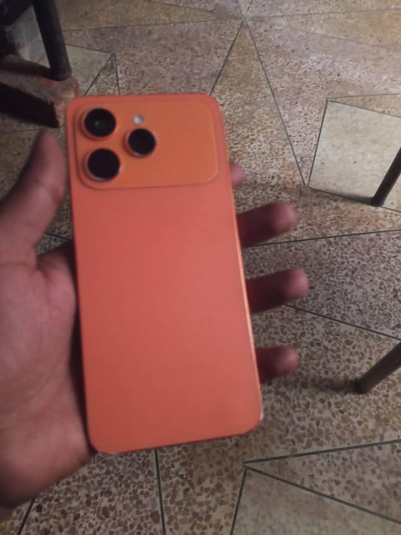 Tecno Spark 40 2