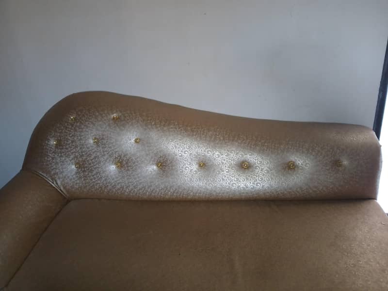 sofa diwan 1