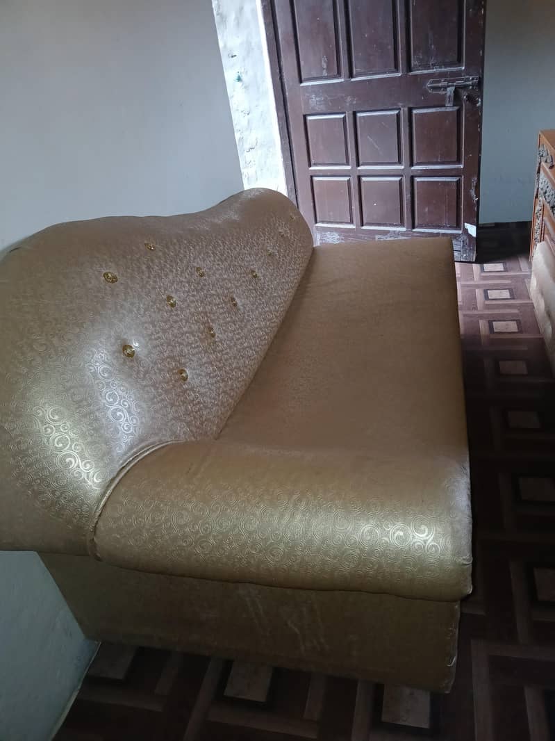 sofa diwan 2