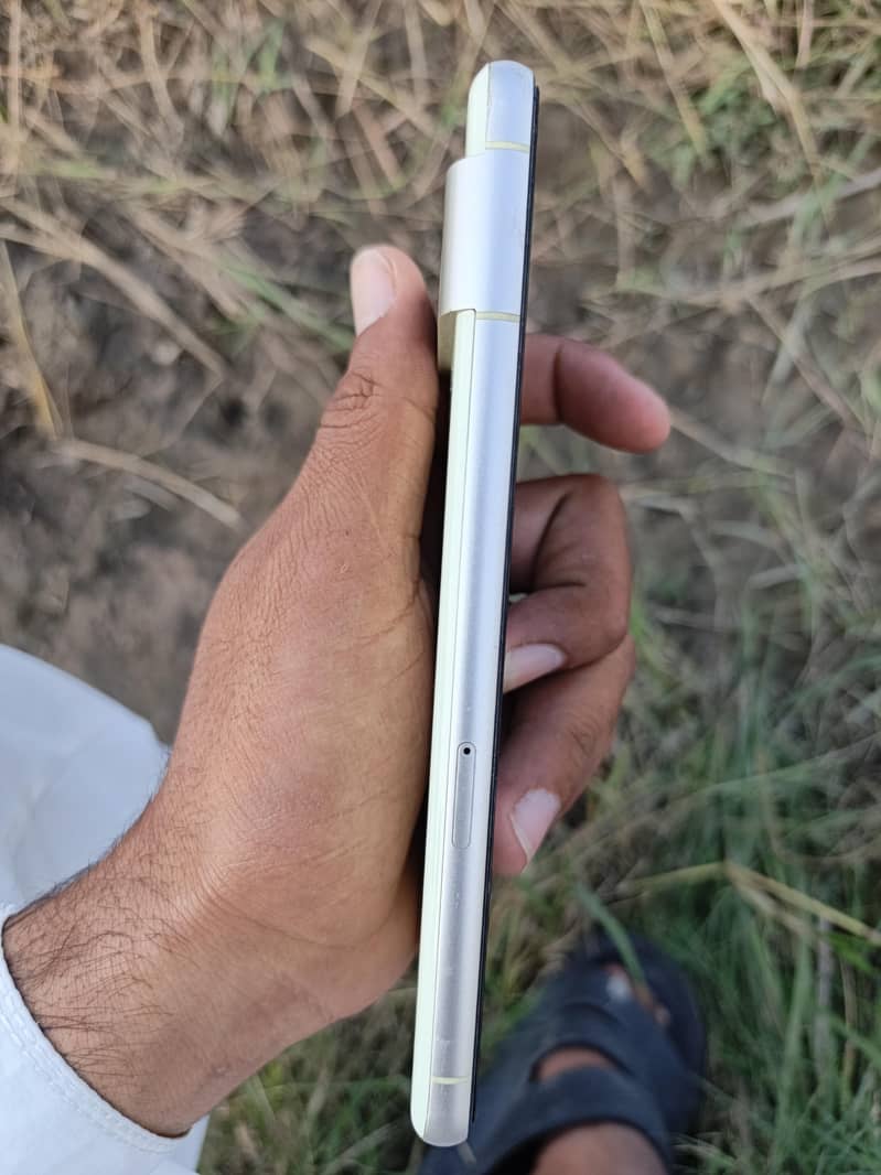 Google Pixel 7 3