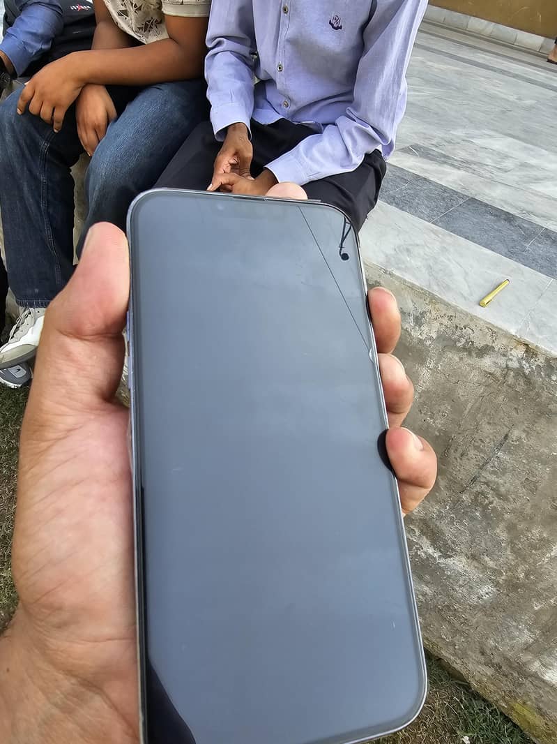 Apple iPhone 13 Pro Max 5