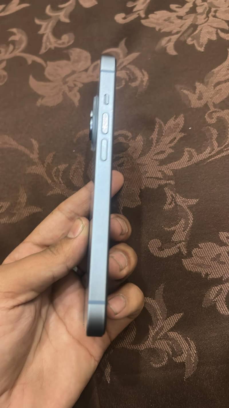 Apple iPhone 14 1