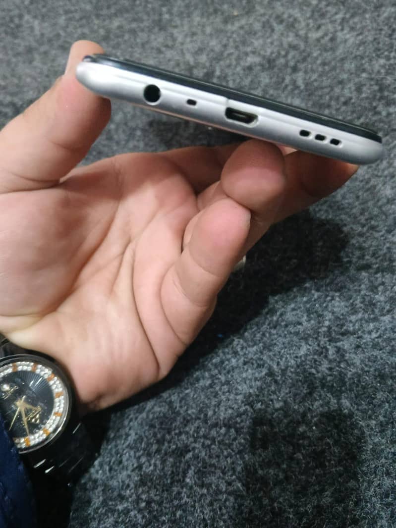 OPPO A16e 4
