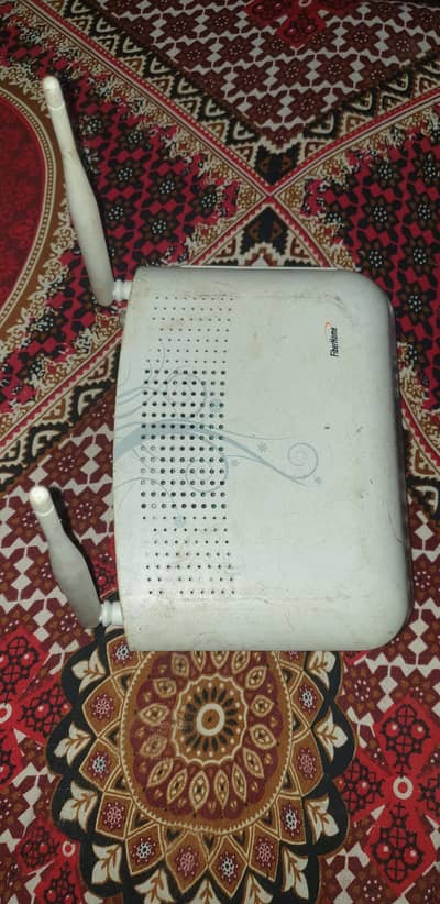 fiberhome GPON series router with adapter
