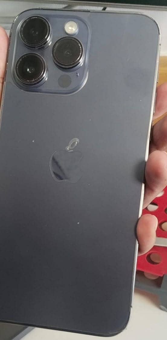 Apple iPhone 14 Pro Max 0