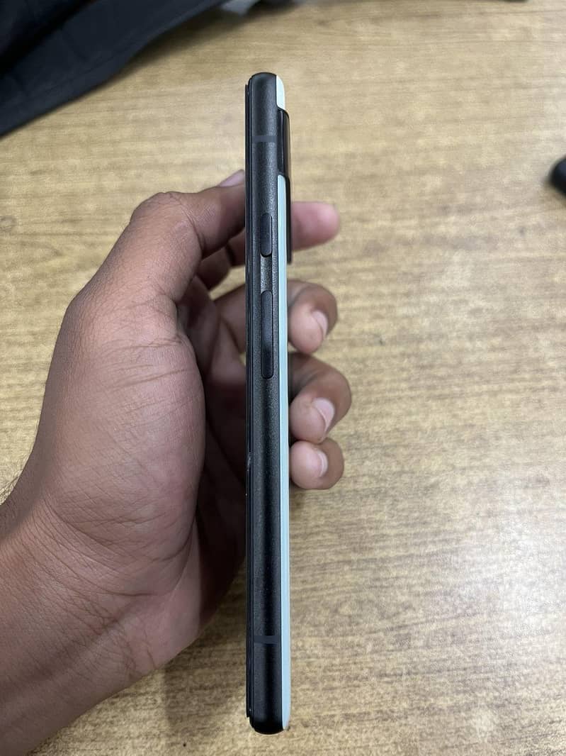 Google Pixel 6a 3